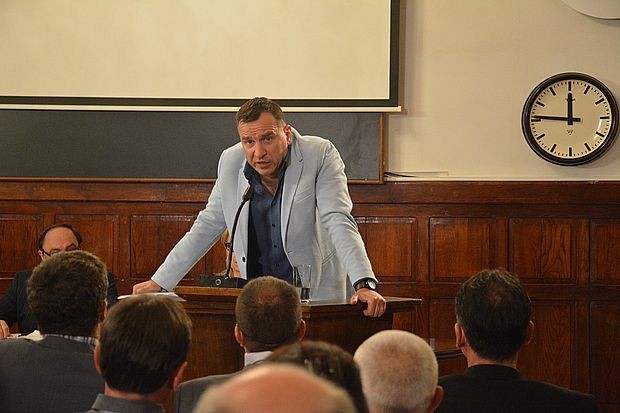 01 EPIZODA Nenad Jezdi - TVINEMANIA.RS